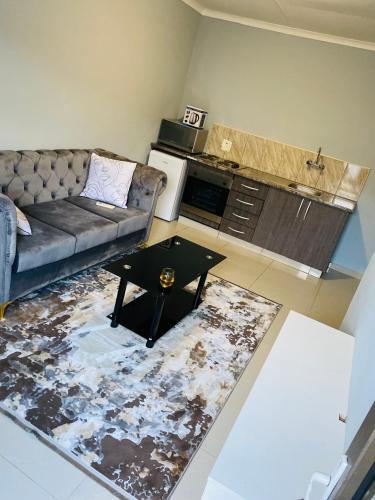 Omaheke Apartment | Mamuna self-catering accommodation