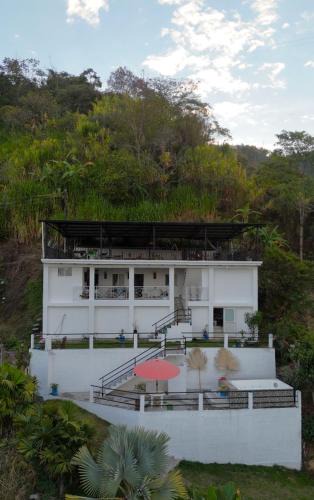 Ibague House | Manaju - Finca Campestre y Glamping