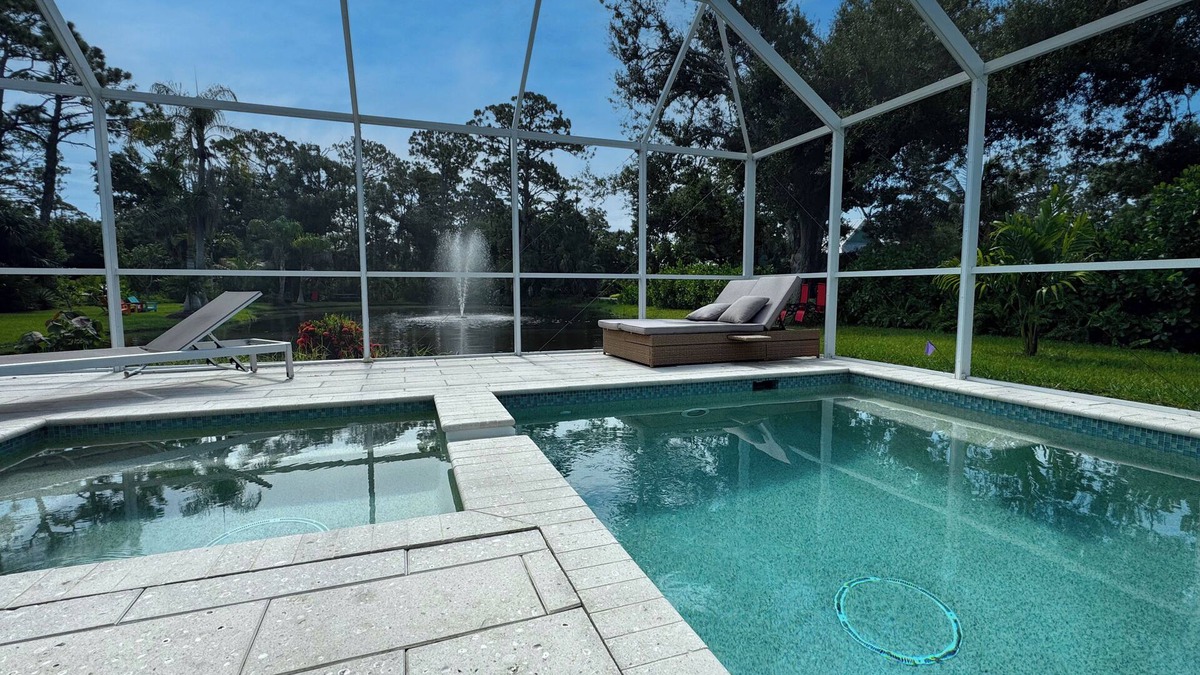 Englewood House | Manasota Beach House, heated private Pool/Spa, Pet friendly, 1 Miles to Beach