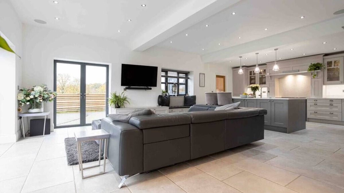 Offerton House | Manchester Luxury Country House Close To The City
