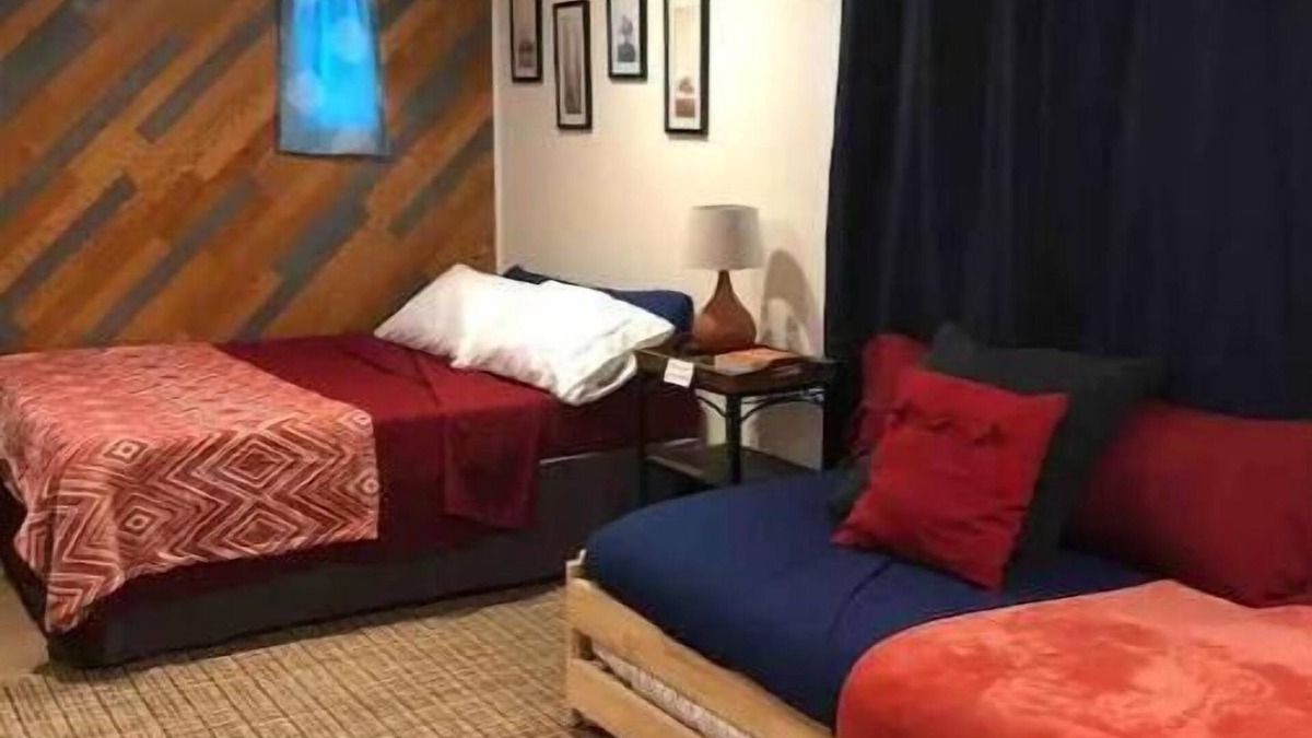 Northwest Los Angeles Heights Apartment | Mandala Studio. Quiet comfortable space near downtown San Antonio. Pets welcome