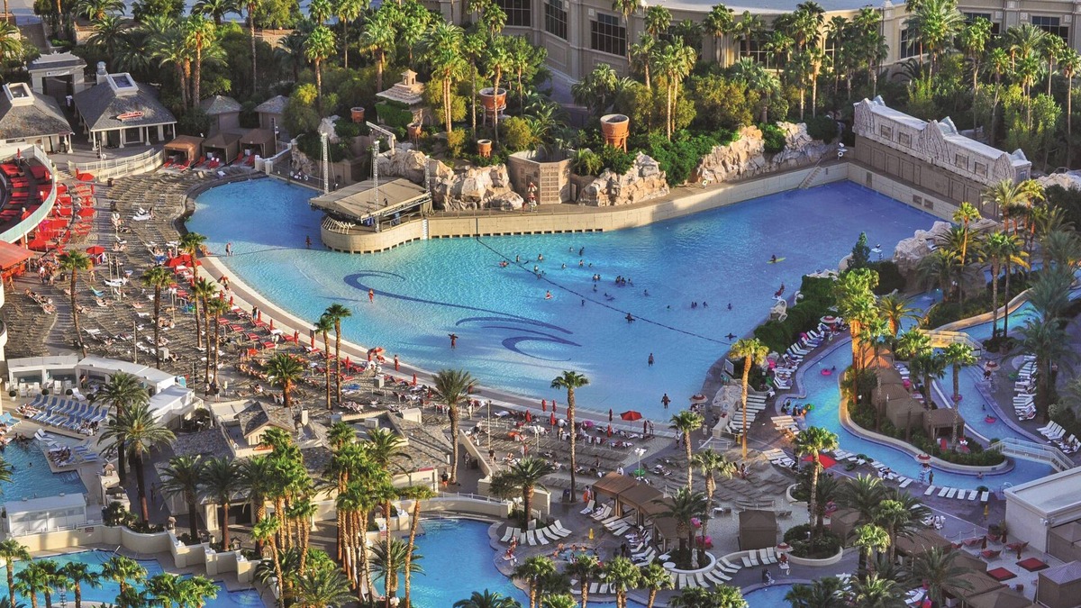 Las Vegas Strip Resort | Mandalay Bay Resort And Casino