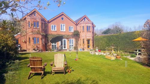 Amesbury House | Mandalay Holiday Home