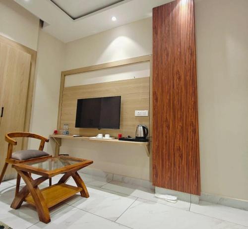 Siana Hotel | Mandonas