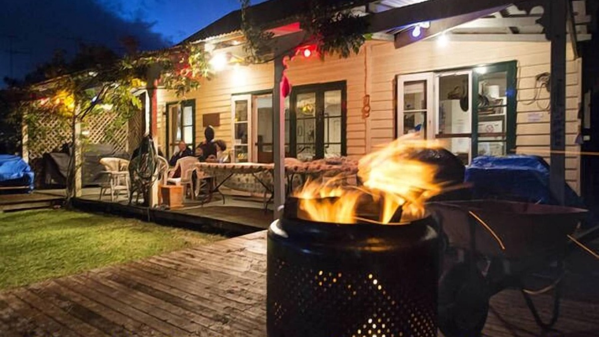 North Yunderup House | Mandurah Riverfront Holiday Rental - Own Mooring