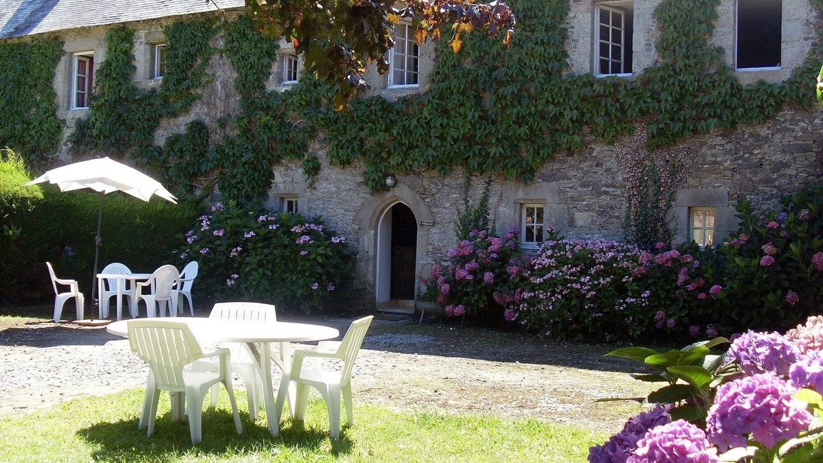 Tredarzec House | Manercoz, cottage of character in mansion tregor between land and sea for 6 p