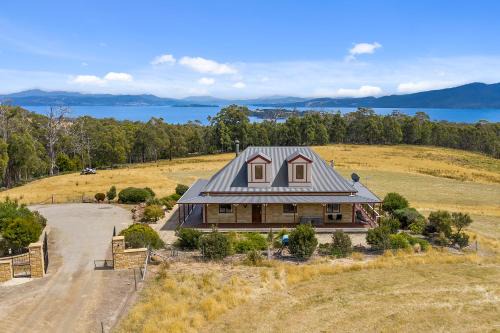 South Bruny House | Manfield Country Bruny Island