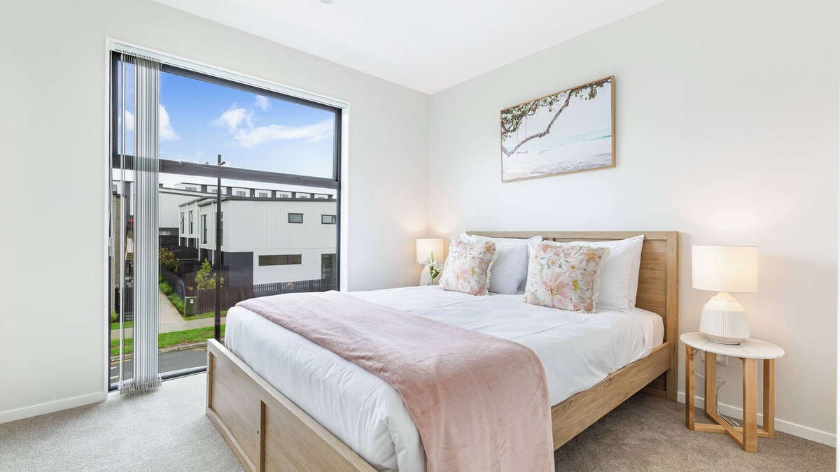 Mangere Bridge House | Māngere Bridge Retreat – Just 10 Minutes to the Airport!