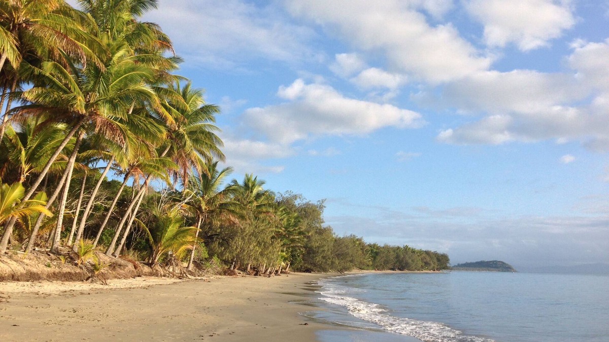 Craiglie Villa | "Mango Beach" Port Douglas Private Seaside Villa