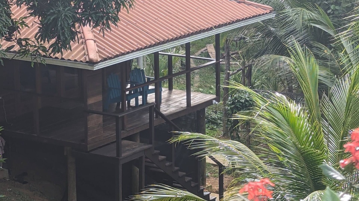 Isla Solarte Cabin | Mango EcoLodge - Where the Caribbean Sea meets the tropical rainforest!