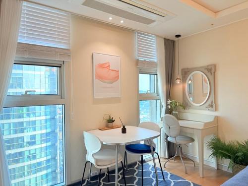 Namyeong-dong Apartment | Mango&Haru House