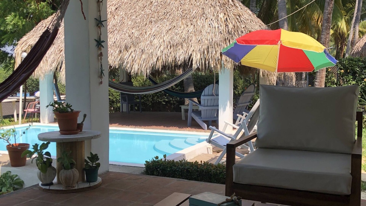 Barra de Santiago House | Mangrove Beach House