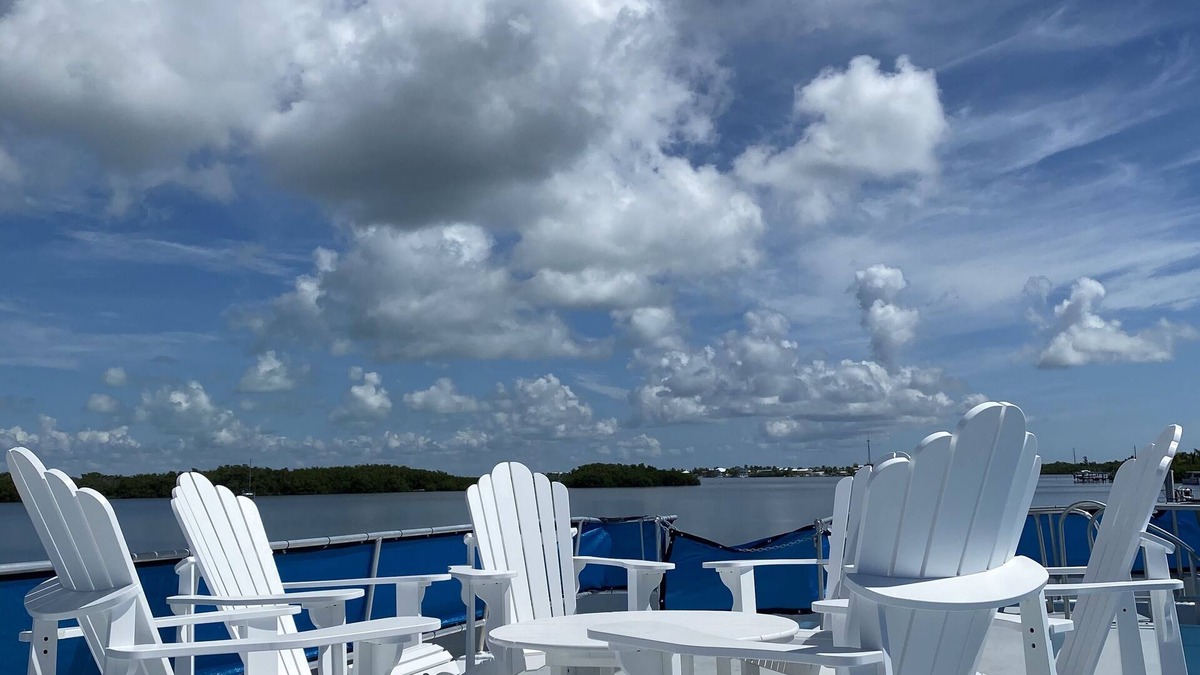 Tavernier Boat Rental | Mangrove Marina and Resort Aqualodge Houseboats