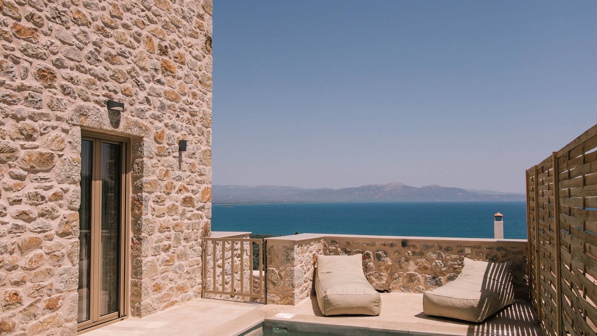Gythio House | Mani Luxury Suites