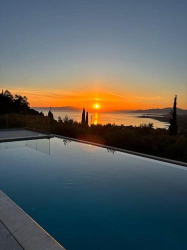 Lefktron Villa | Mani Senses Luxury Villa
