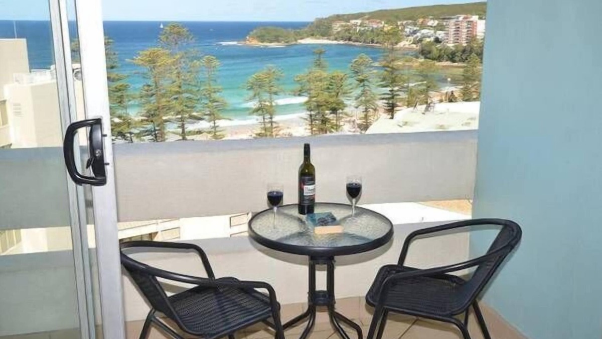 Manly Apartment | Manly Seaside Bliss 1 br apartment fabulous views