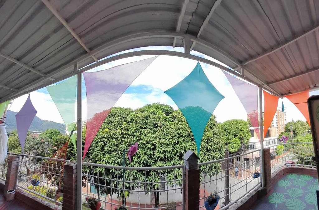 Ibague House | MANOA "Lugar de descanso" HABITACION CON VISTA A LA CIUDAD, FRESCO Y VENTILADO