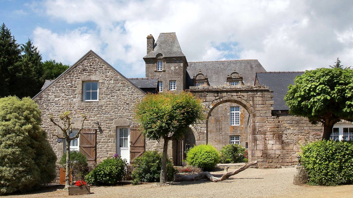 Plonevez-Porzay Hotel | Manoir de Moëllien, The Originals Relais