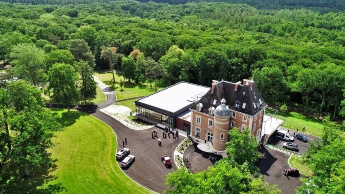 Russy-Bemont Hotel | Manoir de Montigny