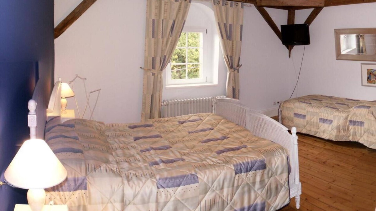 Vitry-le-Francois House | Manoir François 1er Iris