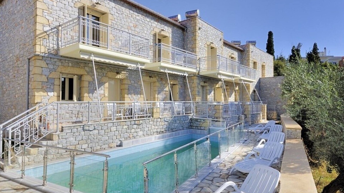 Stoupa Apartment | Manoleas Villas - Apartment 2