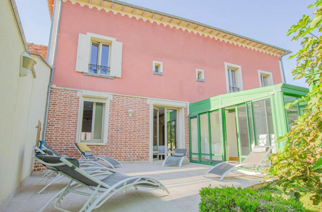 Mesnil-Saint-Pere House | Manon des lacs
