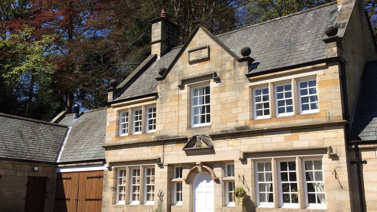Egton Cottage | MANOR COTTAGE, pet friendly, character holiday cottage in Egton