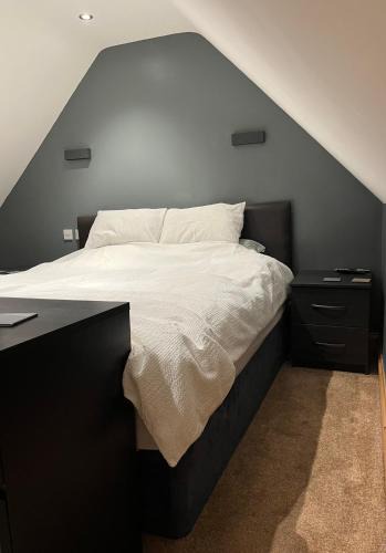 Brackley House | Manor Gardens