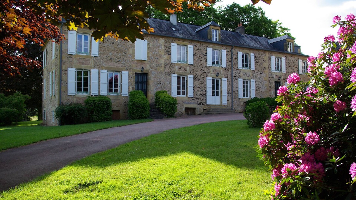 Lanouaille House | mansion - 10 rooms - 15/16 persons