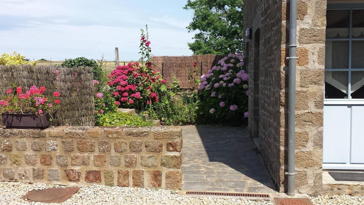 Cancale House | mansion - CANCALE