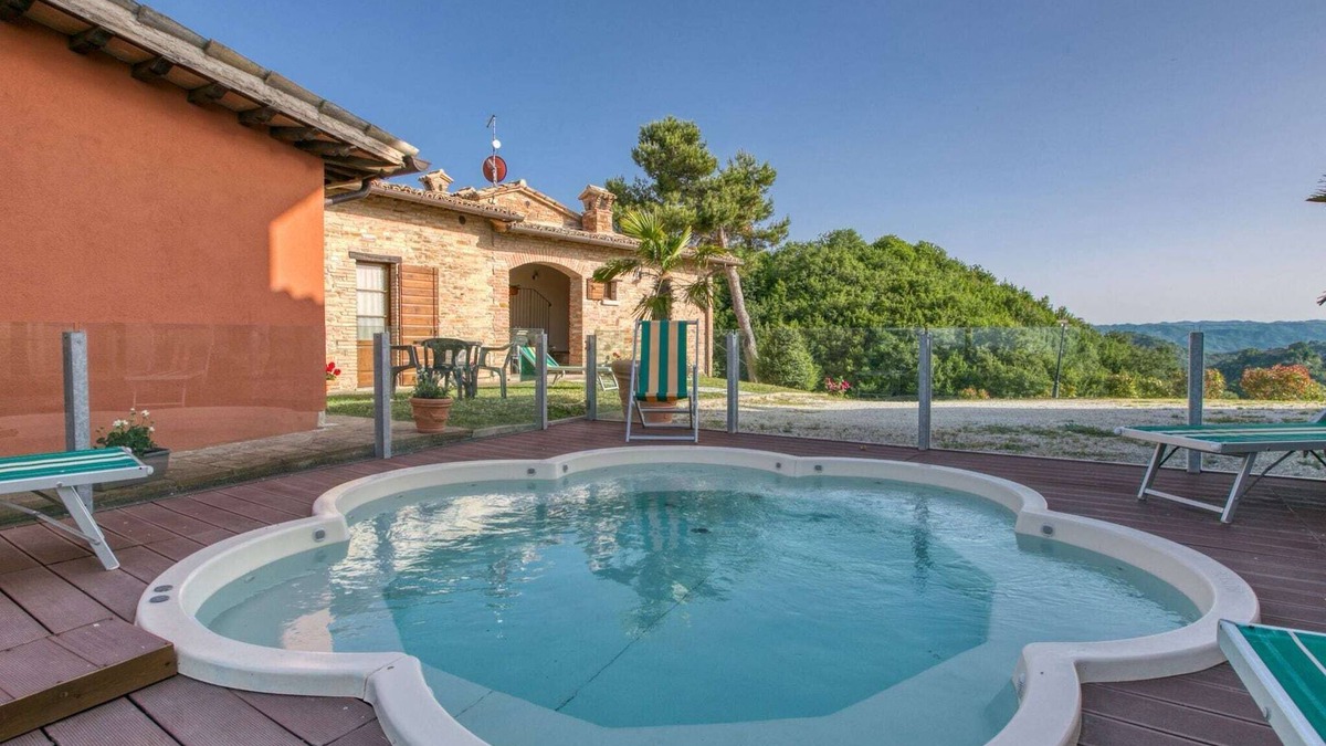 SantʼAngelo in Vado Villa | Mansion in Sant'Angelo with Valley Views