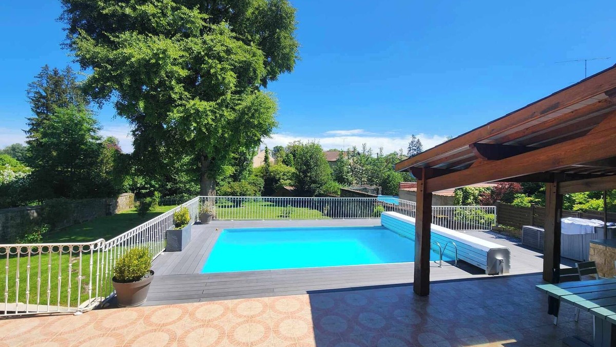 Grandpre House | Mansion in the countryside with swimming pool and gym, 1 hour from Reims!
