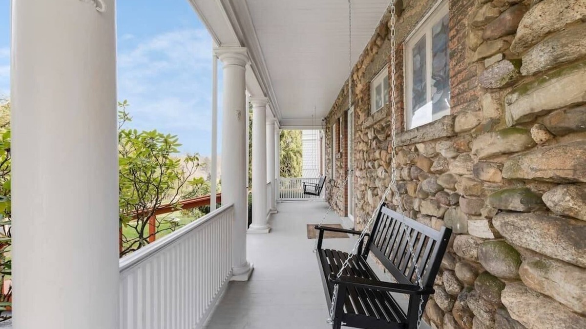 Montebello House | Mansion in the Mountains - Luxury, Peace and Family