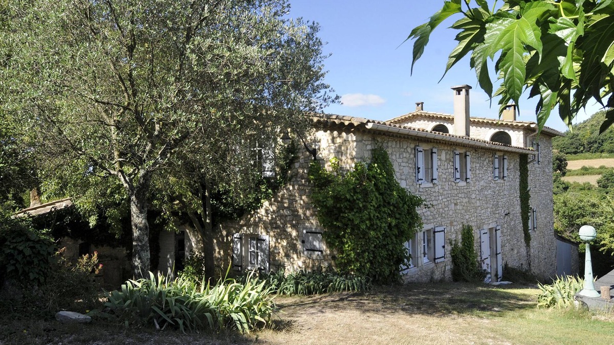 Issirac House | Mansion - ISSIRAC