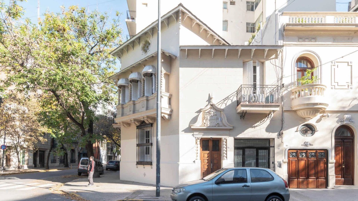 Colegiales Condo | Mansion Paz A 10 pax Deluxe House Belgrano