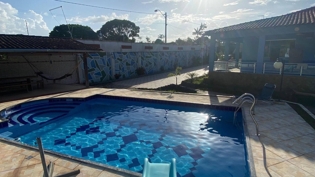 Belem House | Mansion with swimming pool, barbecue, hot tub, jacuzzi, gym and arena.