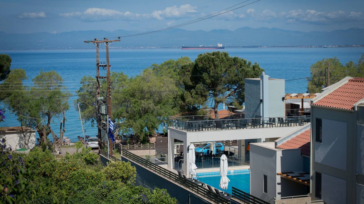 Mikri Mantineia Apartment | Mantinia Bay Hotel
