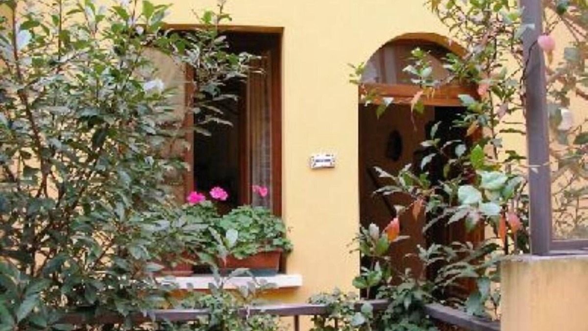Old Town House | Mantova: houses/villas - 3 rooms - 4/5 persons