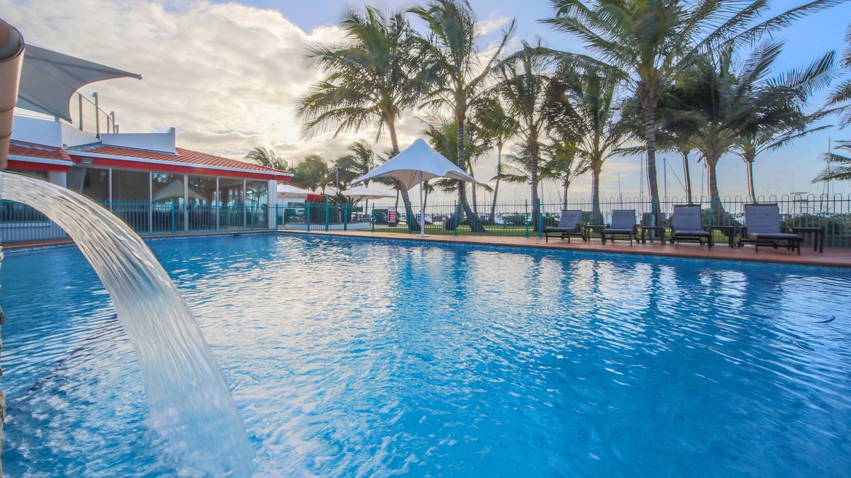 Mackay Harbour Hotel | Mantra Mackay