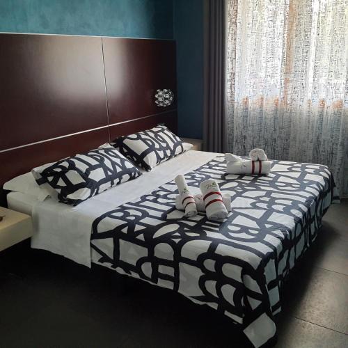 Cosenza Apartment | Manu's Guest Suite