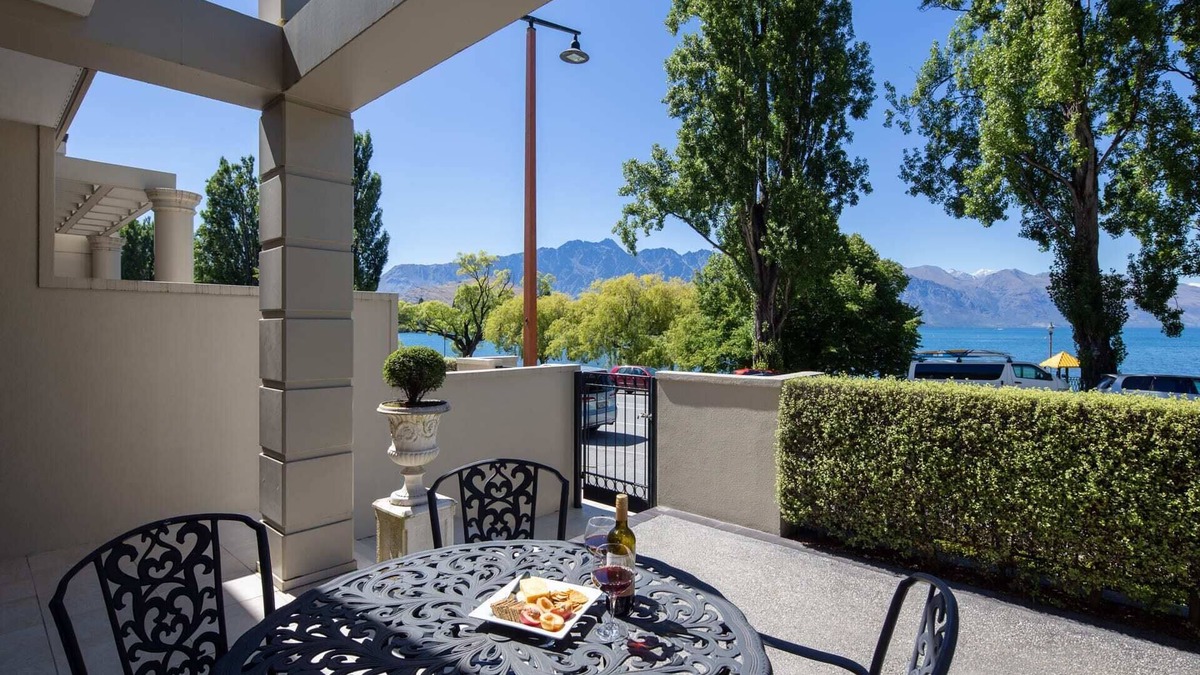 Queenstown Apartment | Manuka Lakeside Apt, Fire Place, Free Parking, CBD