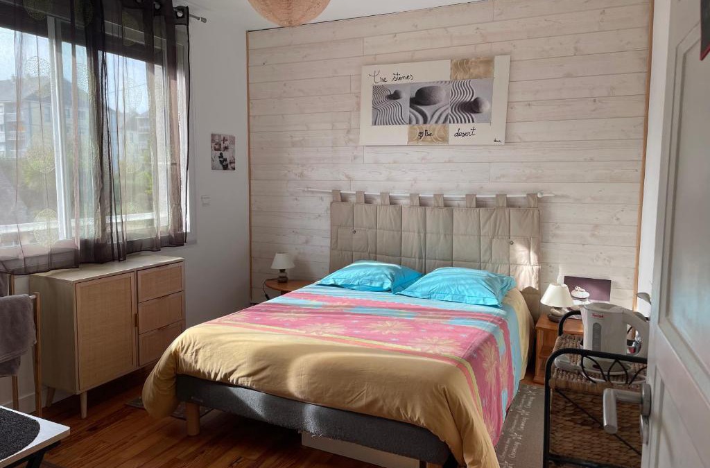 Dinan Bed & Breakfast | Manurêva - Chambre d'hôte en coeur de ville