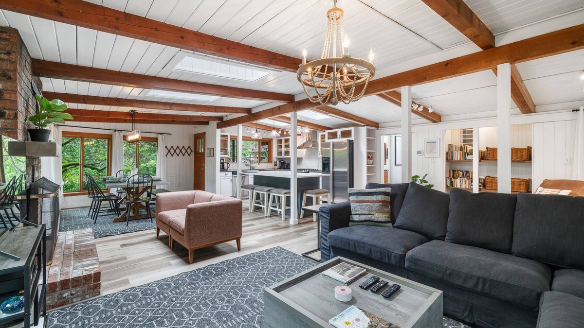 Manzanita House | Manzanita Updated Dog Friendly 5 Min Walk to Beach, Office great for remotework!