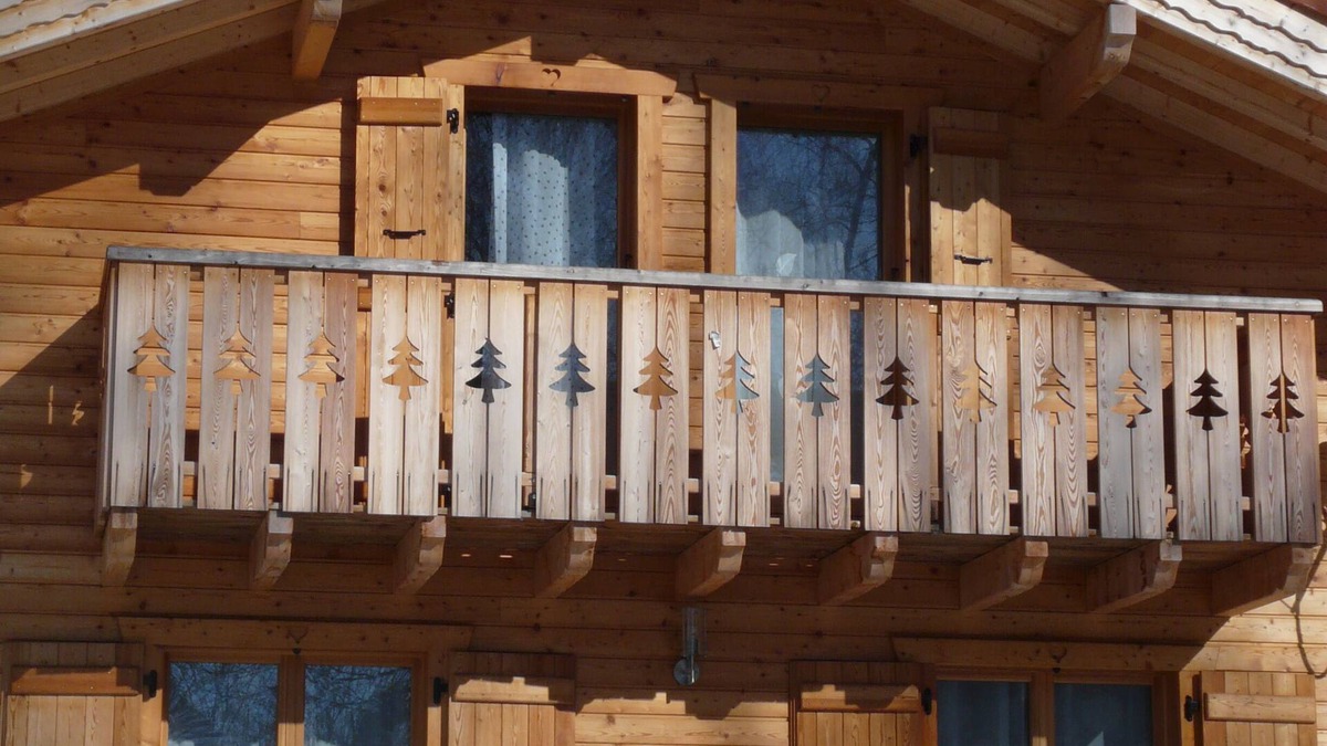 Saint-Paul-en-Chablais Ski Chalet | "MAPILOU" independent, quiet chalet, terrace and large garden