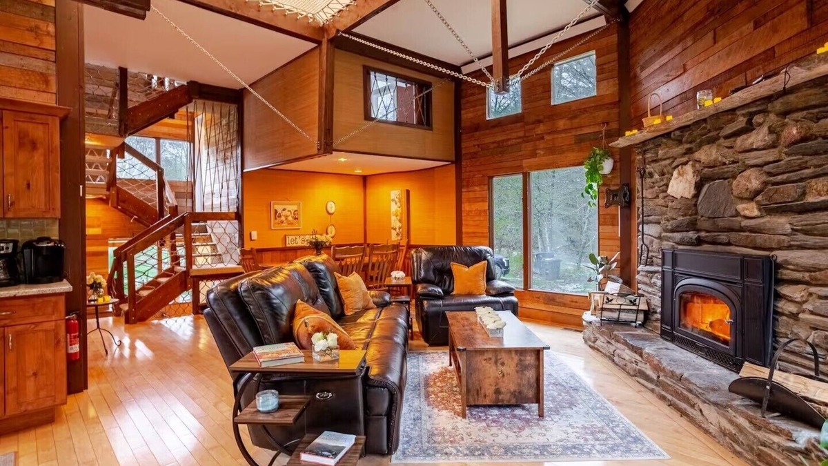 Hancock House | Maple Castle – Cozy Riverside Retreat with Hot Tub, Trails & Fireplace