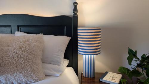Great Strickland House | Maple Cottage, Stylish Holiday Home for 6 Near the Lake District