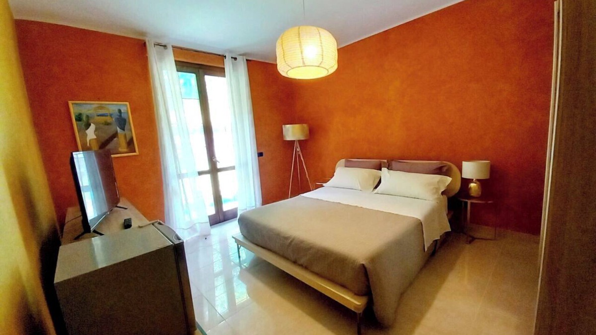 Varallo Pombia Bed & Breakfast | Maple House