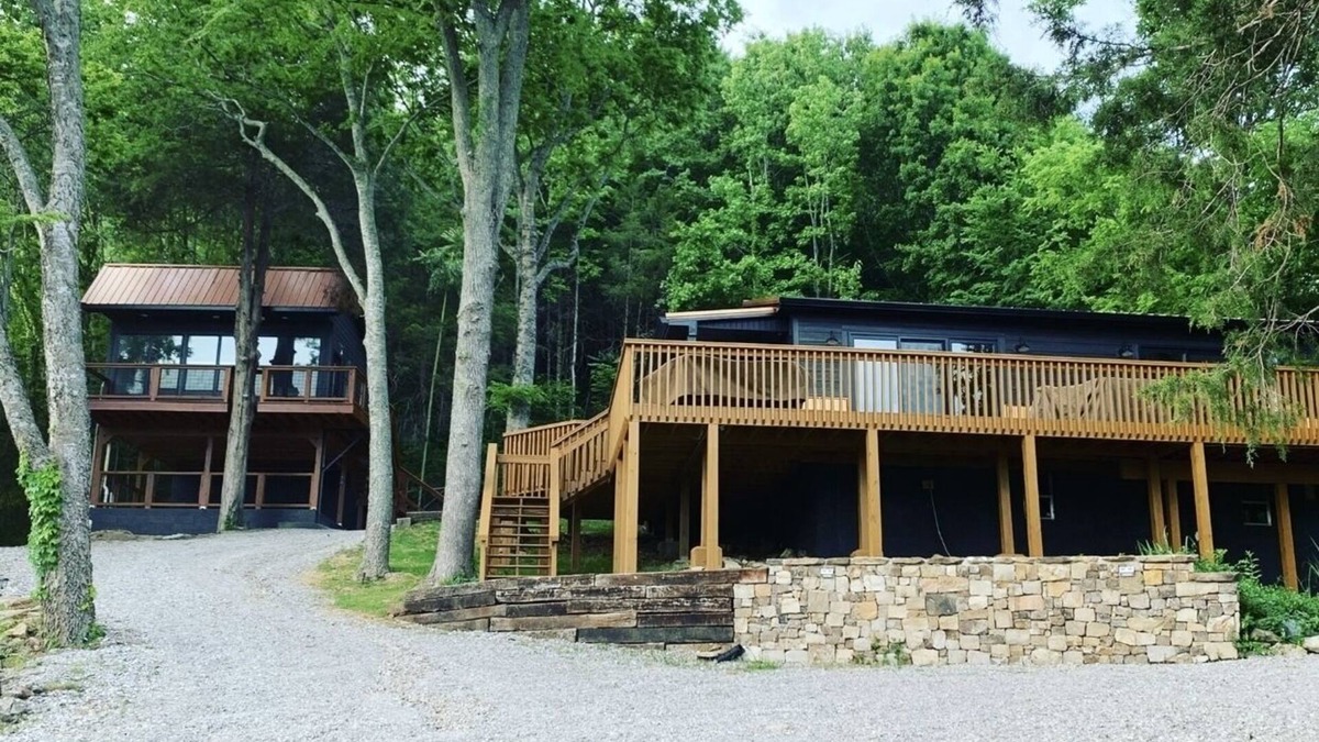 Baxter Cabin | Maple Ridge Lake House with Tree House
