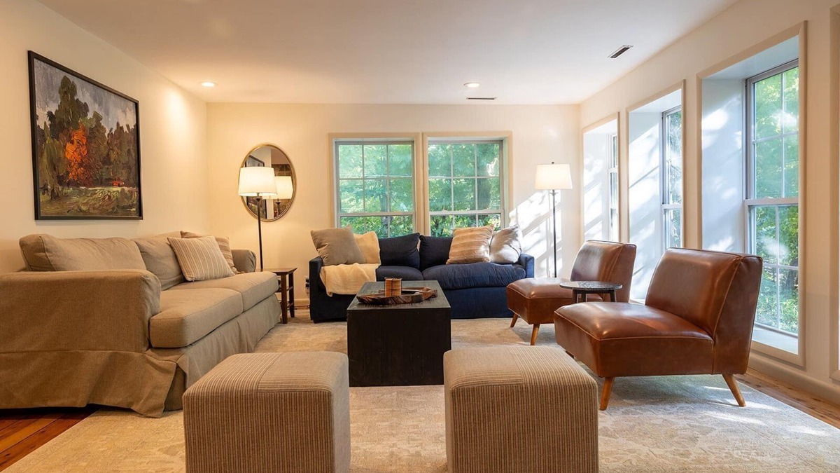Ulster Park House | Maple Ridge Modern Rustic Retreat nwhere Modern comfort meets Rustic Charm