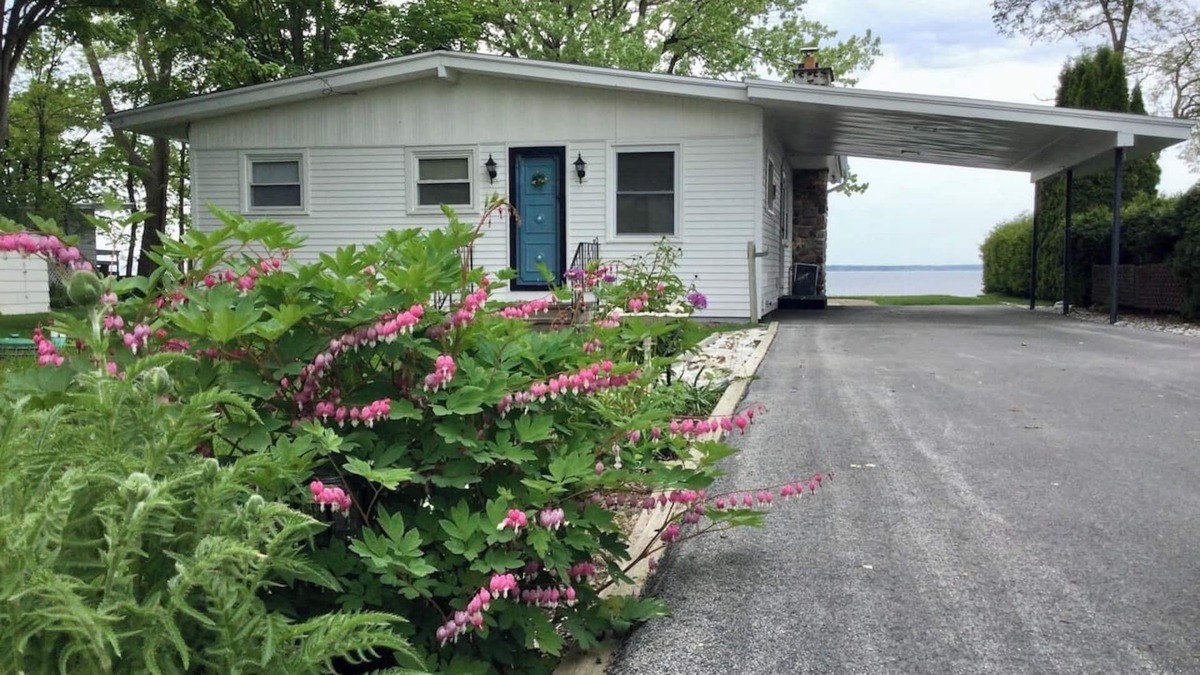 Swanton House | Maquam Shore Magic